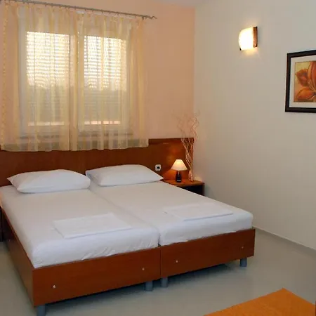 Mozart Motel